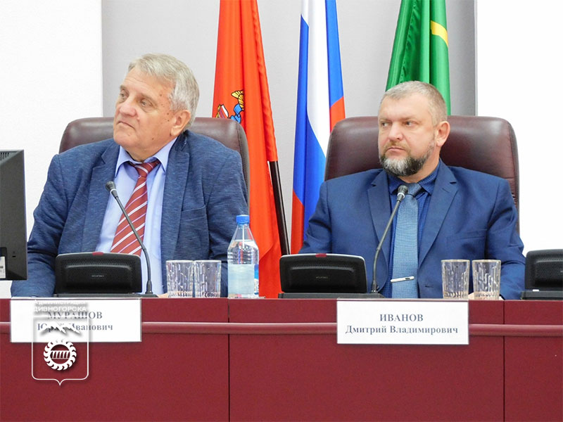 Корректировка бюджета и тепло в детских садах.