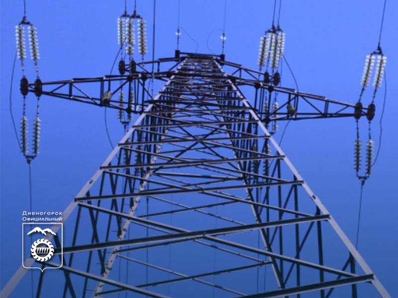 Энергетики приступают к расчистке просек вокруг высоковольтной линии в Дивногорске.
