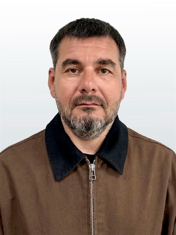 Смирнов Денис Викторович.
