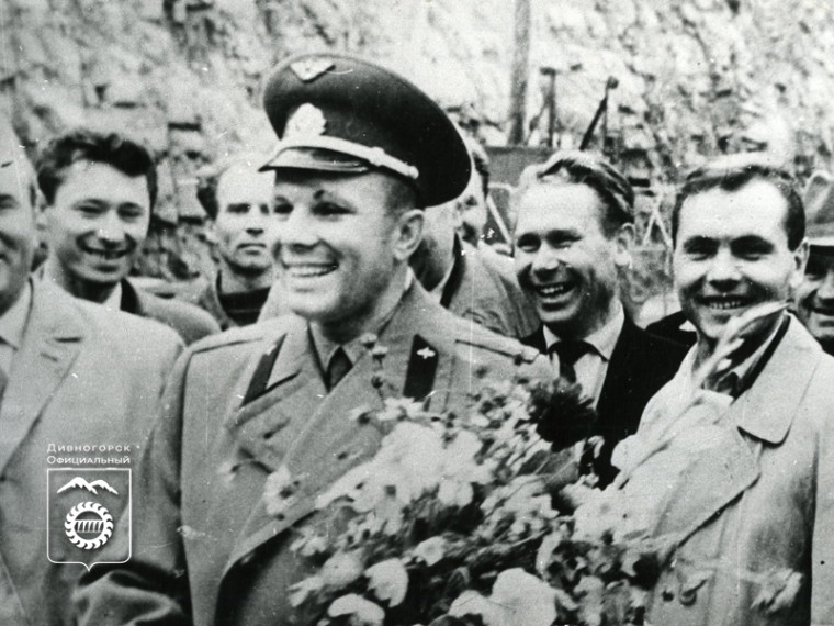 60 лет назад первый космонавт Земли посетил Дивногорск. 60 лет назад первый космонавт Земли посетил Дивногорск.